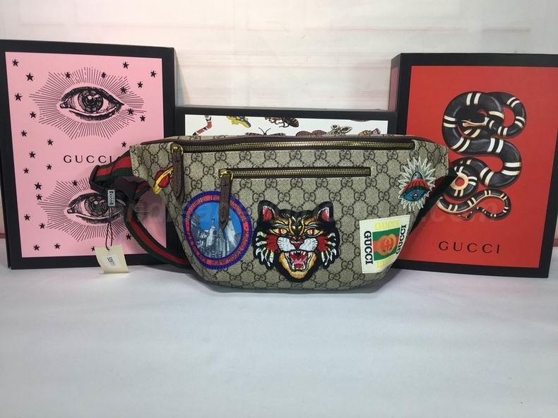 Gucci Handbags 413